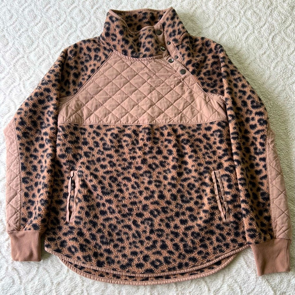 Abercrombie & Fitch, Leopard Print Fleece, US S, Used No Tag